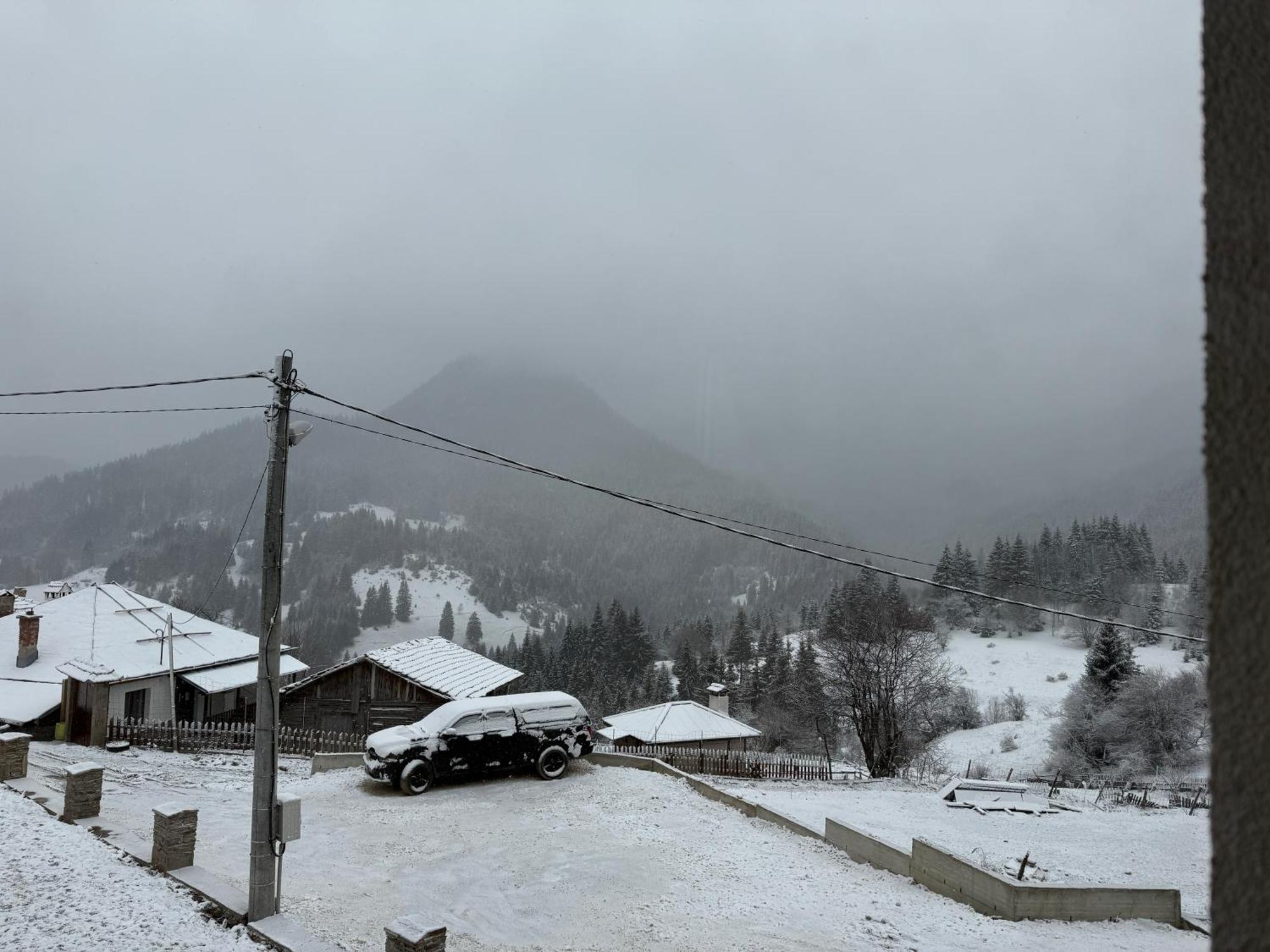 Къща За Гости Меча Стъпка Gela Exterior photo